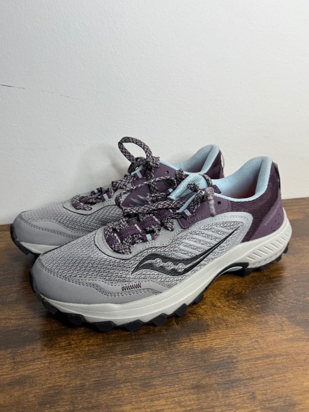 Women's Saucony Excursion TR15 Trail Running Shoes (Size 8.5)
